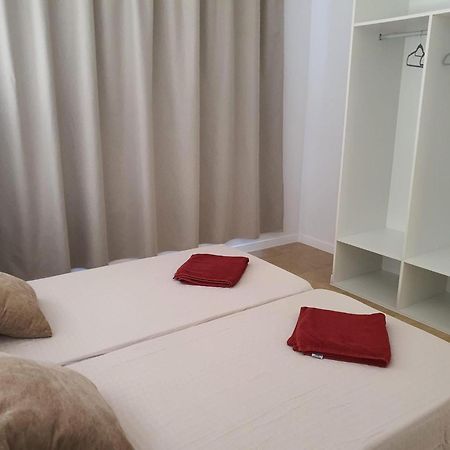 Albergue O Pedron Hostel & Rooms 帕德隆 外观 照片